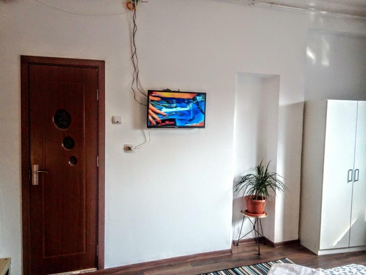 Central Bright Modern Studio บูคาเรสต์ ภายนอก รูปภาพ