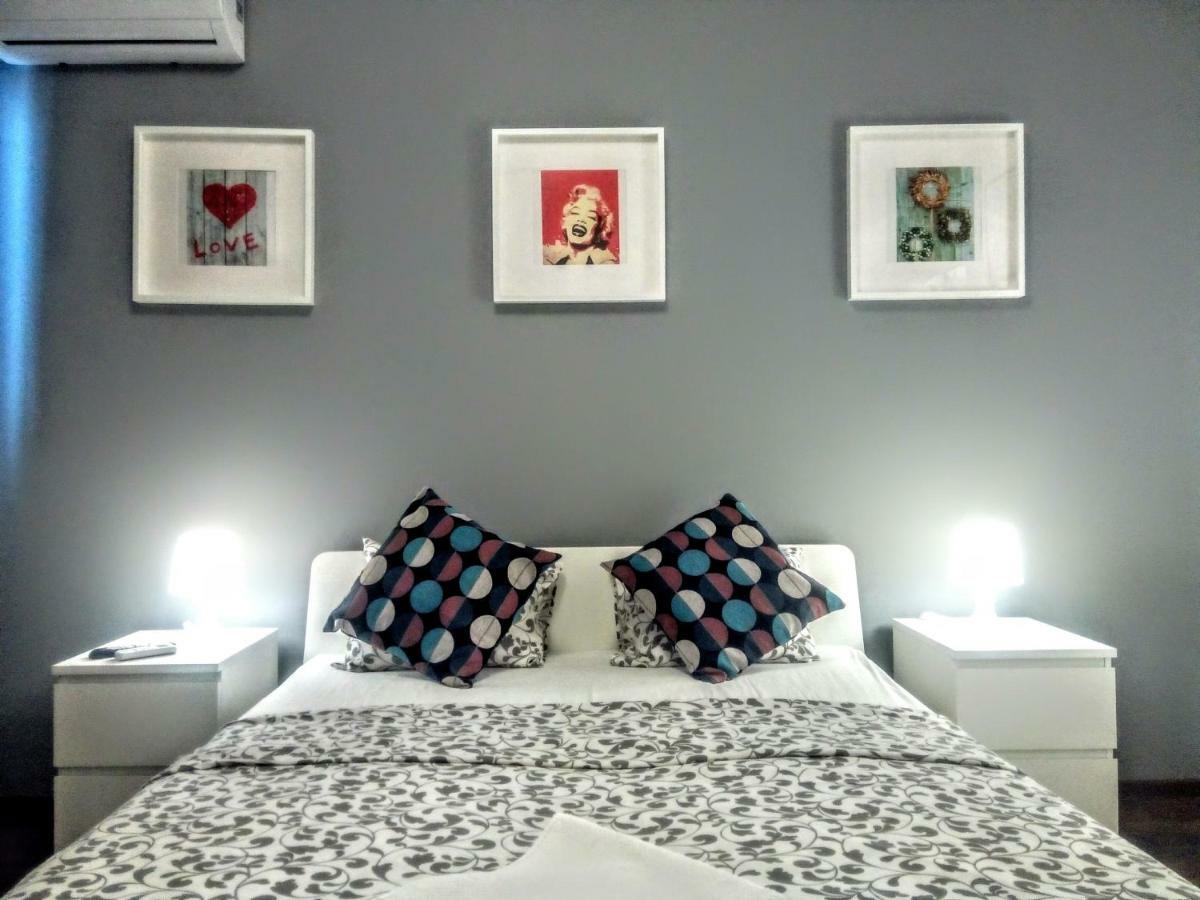 Central Bright Modern Studio บูคาเรสต์ ภายนอก รูปภาพ